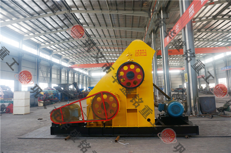 �p������C